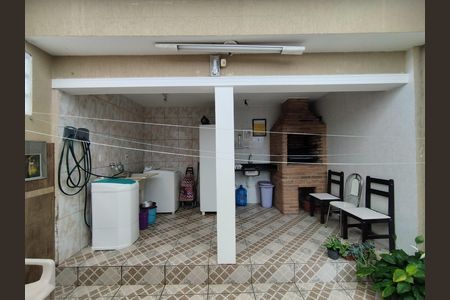 Casa à venda com 137m², 3 quartos e 3 vagasÁrea de Serviço