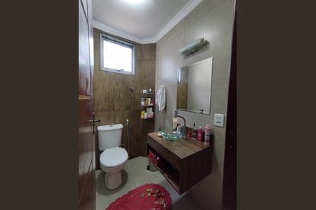 Casa à venda com 137m², 3 quartos e 3 vagasLavabo 