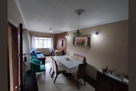 Casa à venda com 137m², 3 quartos e 3 vagasSala 