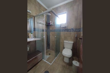 Casa à venda com 137m², 3 quartos e 3 vagasBanheiro - torneira