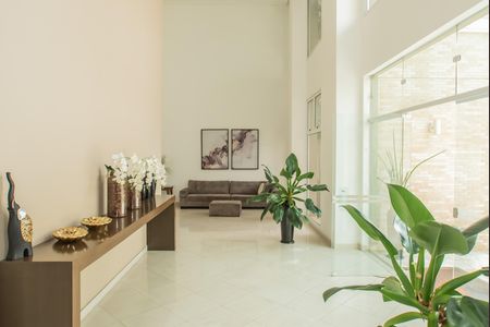 Apartamento à venda com 85m², 2 quartos e 2 vagas Apartamento à venda com 85m², 2 quartos e 2 vagasHall social