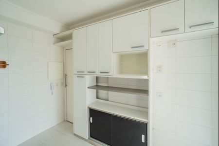 Apartamento à venda com 85m², 2 quartos e 2 vagas Apartamento à venda com 85m², 2 quartos e 2 vagasCozinha