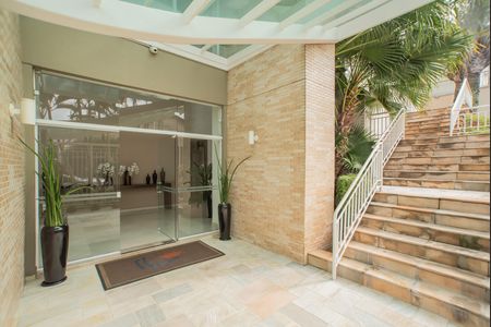 Apartamento à venda com 85m², 2 quartos e 2 vagas Apartamento à venda com 85m², 2 quartos e 2 vagasHall de entrada