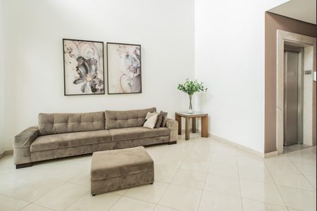 Apartamento à venda com 85m², 2 quartos e 2 vagas Apartamento à venda com 85m², 2 quartos e 2 vagasHall social