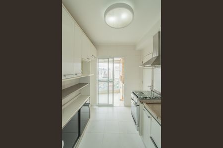 Apartamento à venda com 85m², 2 quartos e 2 vagas Apartamento à venda com 85m², 2 quartos e 2 vagasCozinha