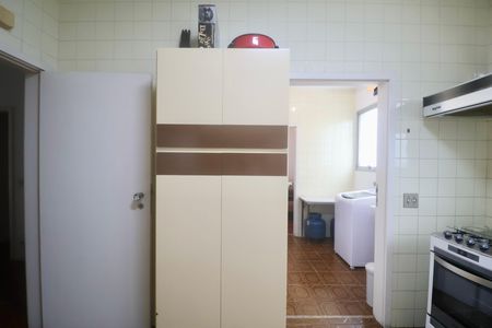 Apartamento para alugar com 120m², 3 quartos e 2 vagas Apartamento para alugar com 120m², 3 quartos e 2 vagasCozinha
