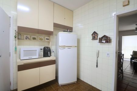 Apartamento para alugar com 120m², 3 quartos e 2 vagas Apartamento para alugar com 120m², 3 quartos e 2 vagasCozinha
