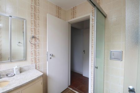 Apartamento para alugar com 120m², 3 quartos e 2 vagas Apartamento para alugar com 120m², 3 quartos e 2 vagasBanheiro Suíte
