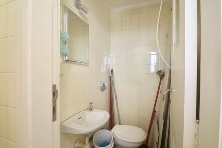 Apartamento para alugar com 120m², 3 quartos e 2 vagas Apartamento para alugar com 120m², 3 quartos e 2 vagasBanheiro de serviço