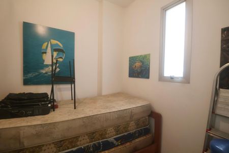 Quarto de Serviço de apartamento para alugar com 3 quartos, 120m² em Vila Maia, Guarujá