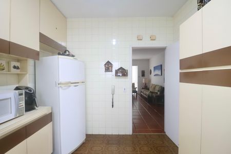 Cozinha de apartamento para alugar com 3 quartos, 120m² em Vila Maia, Guarujá