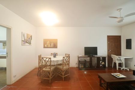 Sala de apartamento para alugar com 3 quartos, 120m² em Vila Maia, Guarujá