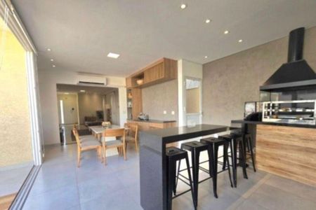 Casa de condomínio à venda com 253m², 3 quartos e 2 vagas