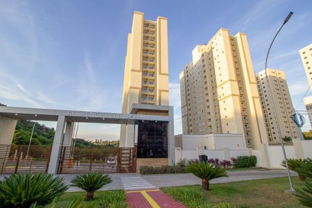 Apartamento para alugar com 45m², 2 quartos e 1 vaga Apartamento para alugar com 45m², 2 quartos e 1 vagaFachada