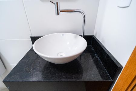 Apartamento para alugar com 45m², 2 quartos e 1 vaga Apartamento para alugar com 45m², 2 quartos e 1 vagaBanheiro
