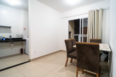 Sala de apartamento para alugar com 2 quartos, 45m² em Jardim Gutierres, Sorocaba