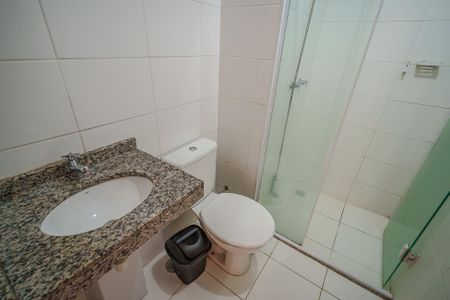 Banheiro de apartamento para alugar com 2 quartos, 44m² em Jardim Boa Vista (zona Oeste), São Paulo