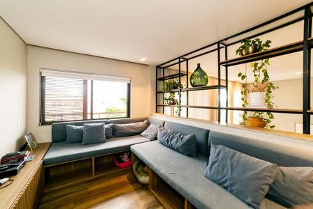 Sala de TV de casa à venda com 4 quartos, 297m² em Nova Floresta, Belo Horizonte