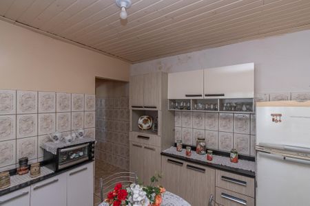 Casa à venda com 310m², 3 quartos e 2 vagasCozinha 
