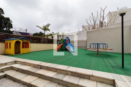 Apartamento à venda com 126m², 4 quartos e 3 vagas Apartamento à venda com 126m², 4 quartos e 3 vagasÁrea Comum