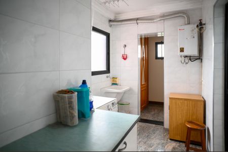 Apartamento à venda com 126m², 4 quartos e 3 vagas Apartamento à venda com 126m², 4 quartos e 3 vagasÁrea de Serviço