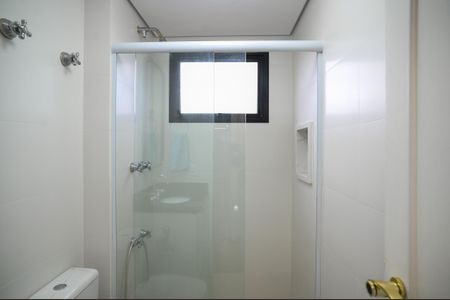 Apartamento à venda com 126m², 4 quartos e 3 vagas Apartamento à venda com 126m², 4 quartos e 3 vagasBanheiro Quarto 3 - Suite