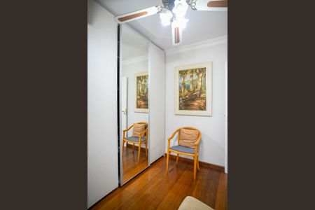 Apartamento à venda com 126m², 4 quartos e 3 vagas Apartamento à venda com 126m², 4 quartos e 3 vagasQuarto 4