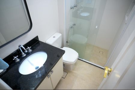 Apartamento à venda com 126m², 4 quartos e 3 vagas Apartamento à venda com 126m², 4 quartos e 3 vagasBanheiro Quarto 3 - Suite