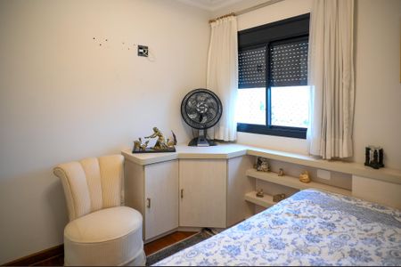 Apartamento à venda com 126m², 4 quartos e 3 vagas Apartamento à venda com 126m², 4 quartos e 3 vagasQuarto 3 - Suite