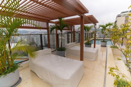 Apartamento à venda com 132m², 4 quartos e 2 vagas Apartamento à venda com 132m², 4 quartos e 2 vagasÁrea comum