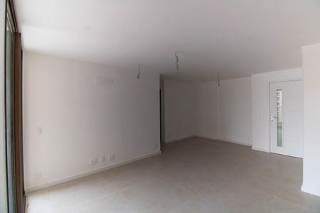 Apartamento à venda com 132m², 4 quartos e 2 vagas Apartamento à venda com 132m², 4 quartos e 2 vagasSala