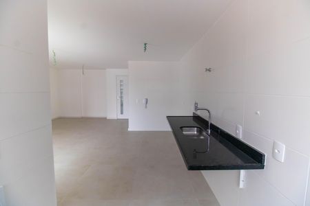 Apartamento à venda com 132m², 4 quartos e 2 vagas Apartamento à venda com 132m², 4 quartos e 2 vagasCozinha e Área de Serviço