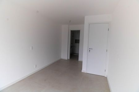 Apartamento à venda com 132m², 4 quartos e 2 vagas Apartamento à venda com 132m², 4 quartos e 2 vagasSuíte 2