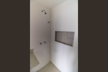 Apartamento à venda com 132m², 4 quartos e 2 vagas Apartamento à venda com 132m², 4 quartos e 2 vagasBanheiro da Suíte 2