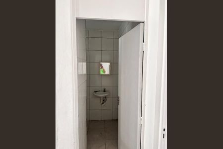 Apartamento para alugar com 50m², 2 quartos e 1 vaga Apartamento para alugar com 50m², 2 quartos e 1 vagaBanheiro