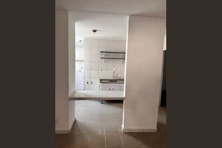 Cozinha de apartamento para alugar com 2 quartos, 50m² em Conjunto Habitacional Jova Rural, São Paulo