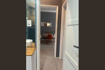 Apartamento à venda com 70m², 2 quartos e sem vaga