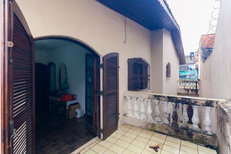 Casa à venda com 150m², 3 quartos e 2 vagas Casa à venda com 150m², 3 quartos e 2 vagasVaranda do Quarto 3