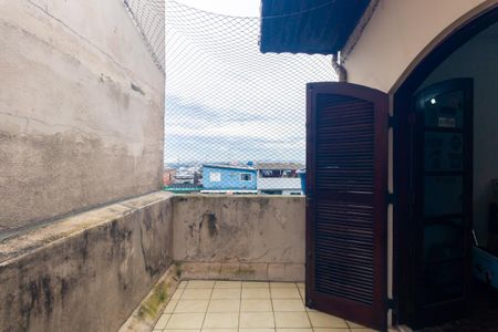 Casa à venda com 150m², 3 quartos e 2 vagas Casa à venda com 150m², 3 quartos e 2 vagasVaranda do Quarto 3
