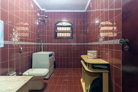 Casa à venda com 150m², 3 quartos e 2 vagas Casa à venda com 150m², 3 quartos e 2 vagasBanheiro 1