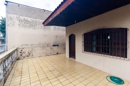 Casa à venda com 150m², 3 quartos e 2 vagas Casa à venda com 150m², 3 quartos e 2 vagasVaranda do Quarto 1