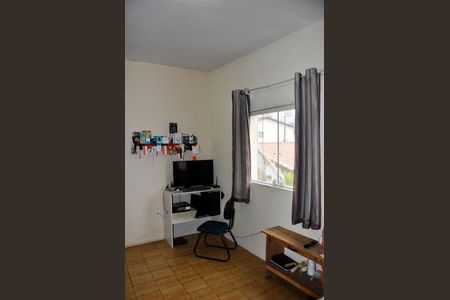 Casa à venda com 150m², 2 quartos e 4 vagasQuarto 2