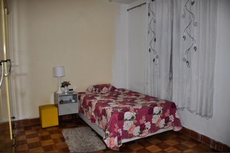 Casa à venda com 150m², 2 quartos e 4 vagasQuarto 1