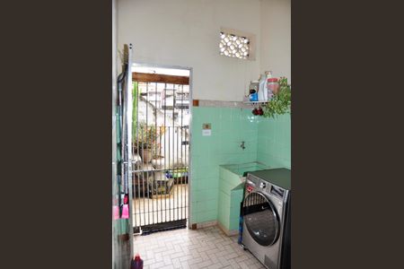 Casa à venda com 150m², 2 quartos e 4 vagasÁrea de serviço