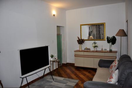 Casa à venda com 150m², 2 quartos e 4 vagasSala
