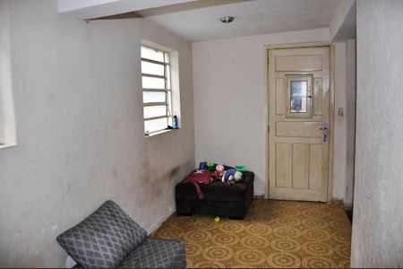 Casa à venda com 150m², 2 quartos e 4 vagasCasa 2 - Sala