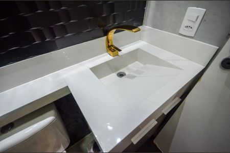 Apartamento para alugar com 33m², 2 quartos e sem vaga Apartamento para alugar com 33m², 2 quartos e sem vagaBanheiro