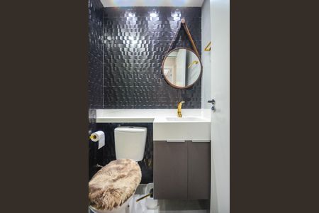 Apartamento para alugar com 33m², 2 quartos e sem vaga Apartamento para alugar com 33m², 2 quartos e sem vagaBanheiro