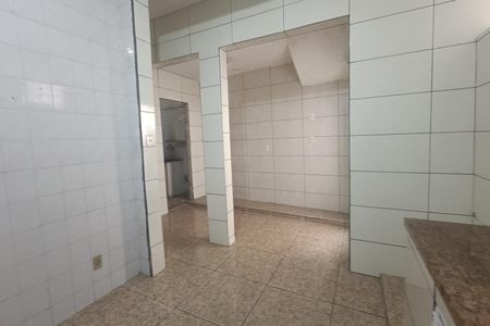 Casa para alugar com 2 quartos, 250m² em Vila Meriti, Duque de Caxias