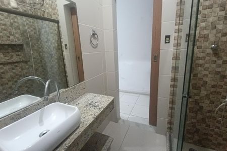 Casa para alugar com 250m², 2 quartos e 5 vagas